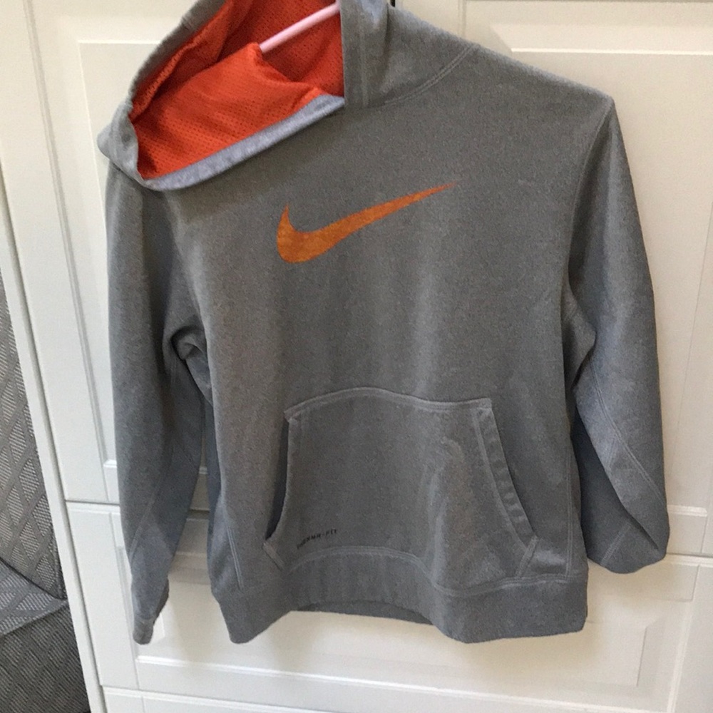 Nike- therma fit hoodie